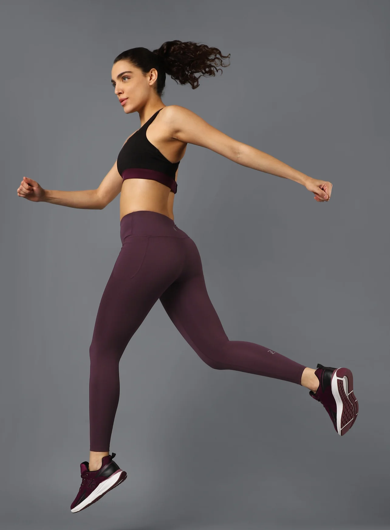 Women's Wine Runner's Essential Tights - Image 2