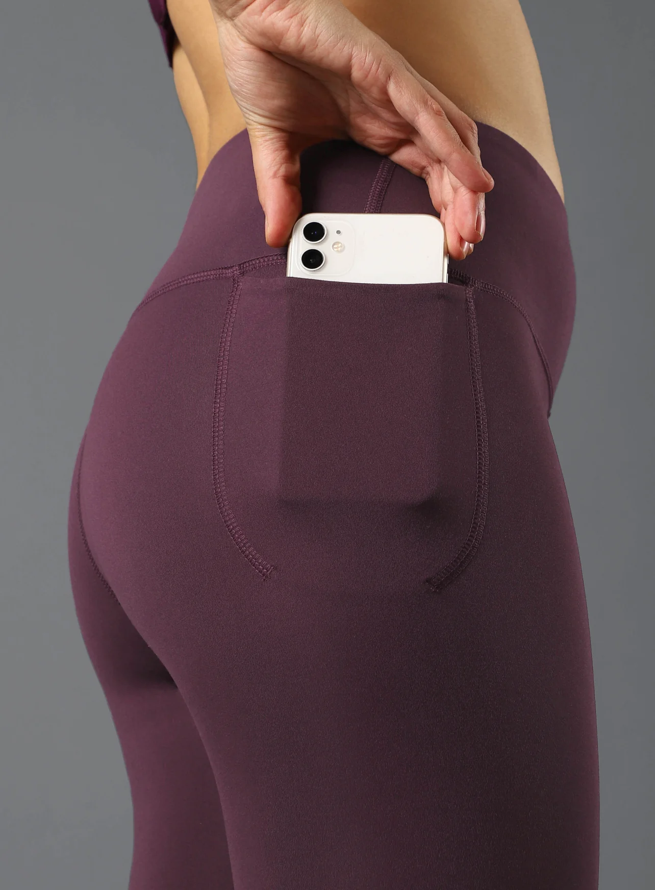 Women's Wine Runner's Essential Tights - Image 7