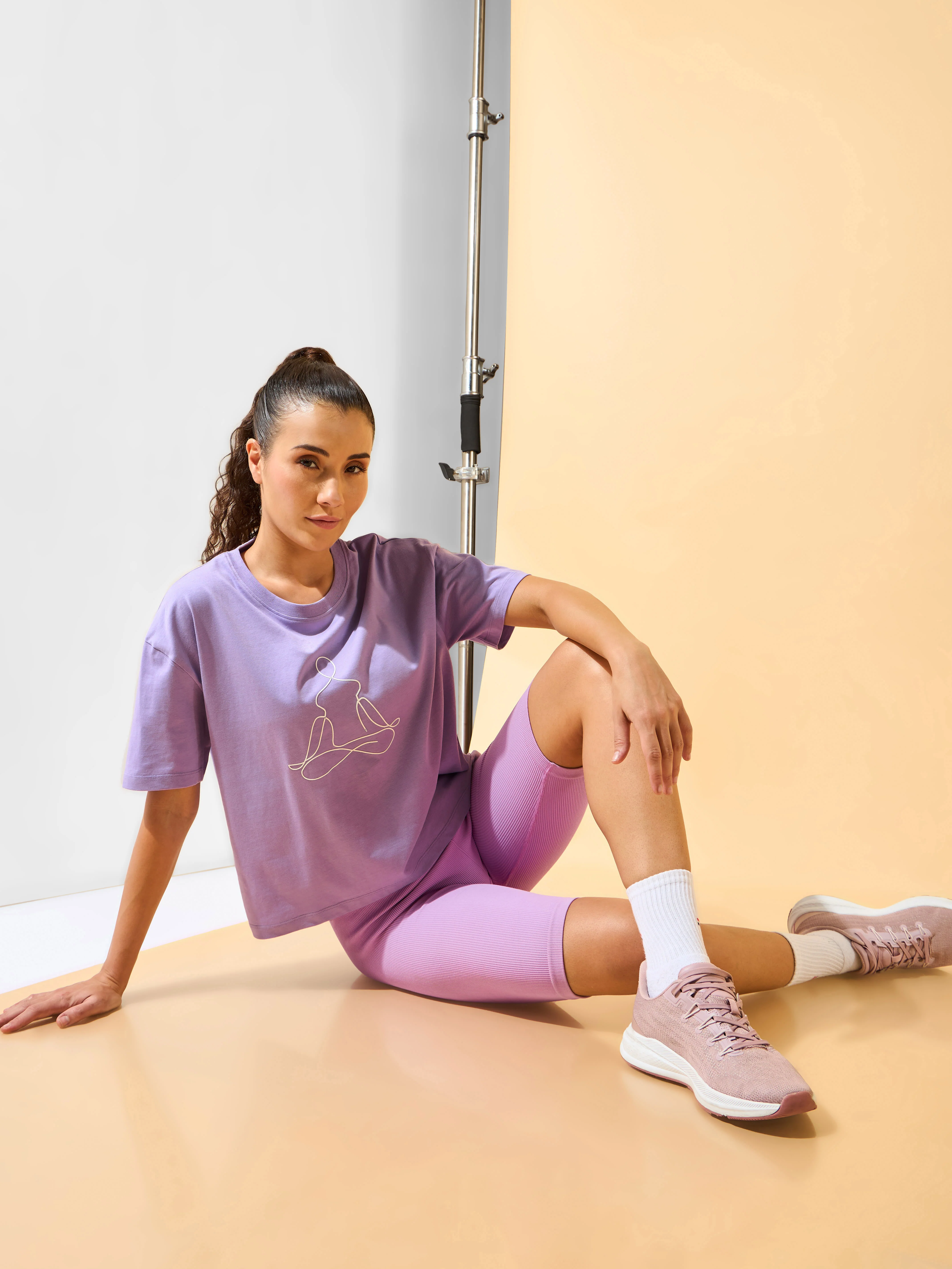 Yoga Caricature Print Cropped T-shirt - Image 2