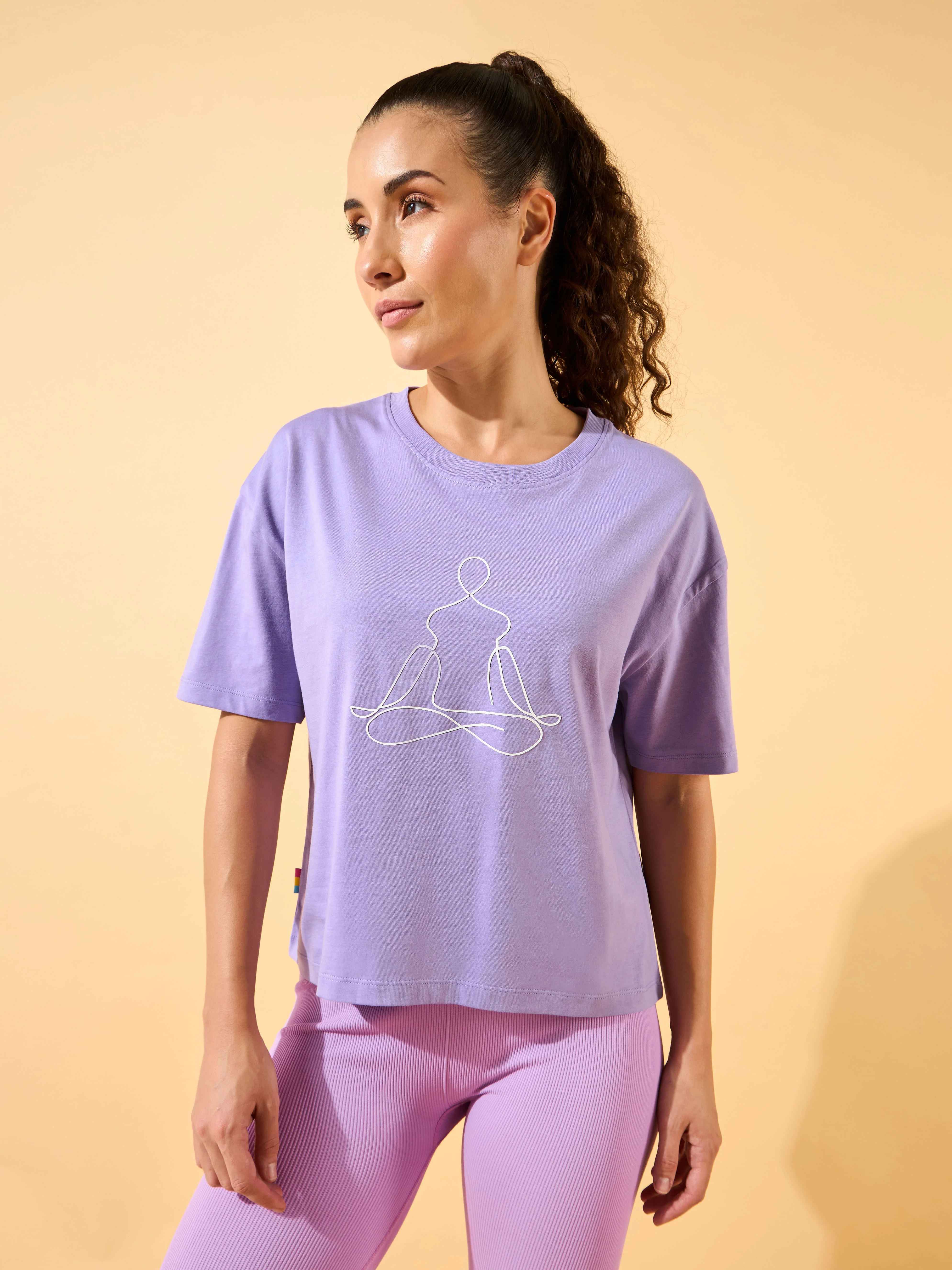 Yoga Caricature Print Cropped T-shirt - Image 3