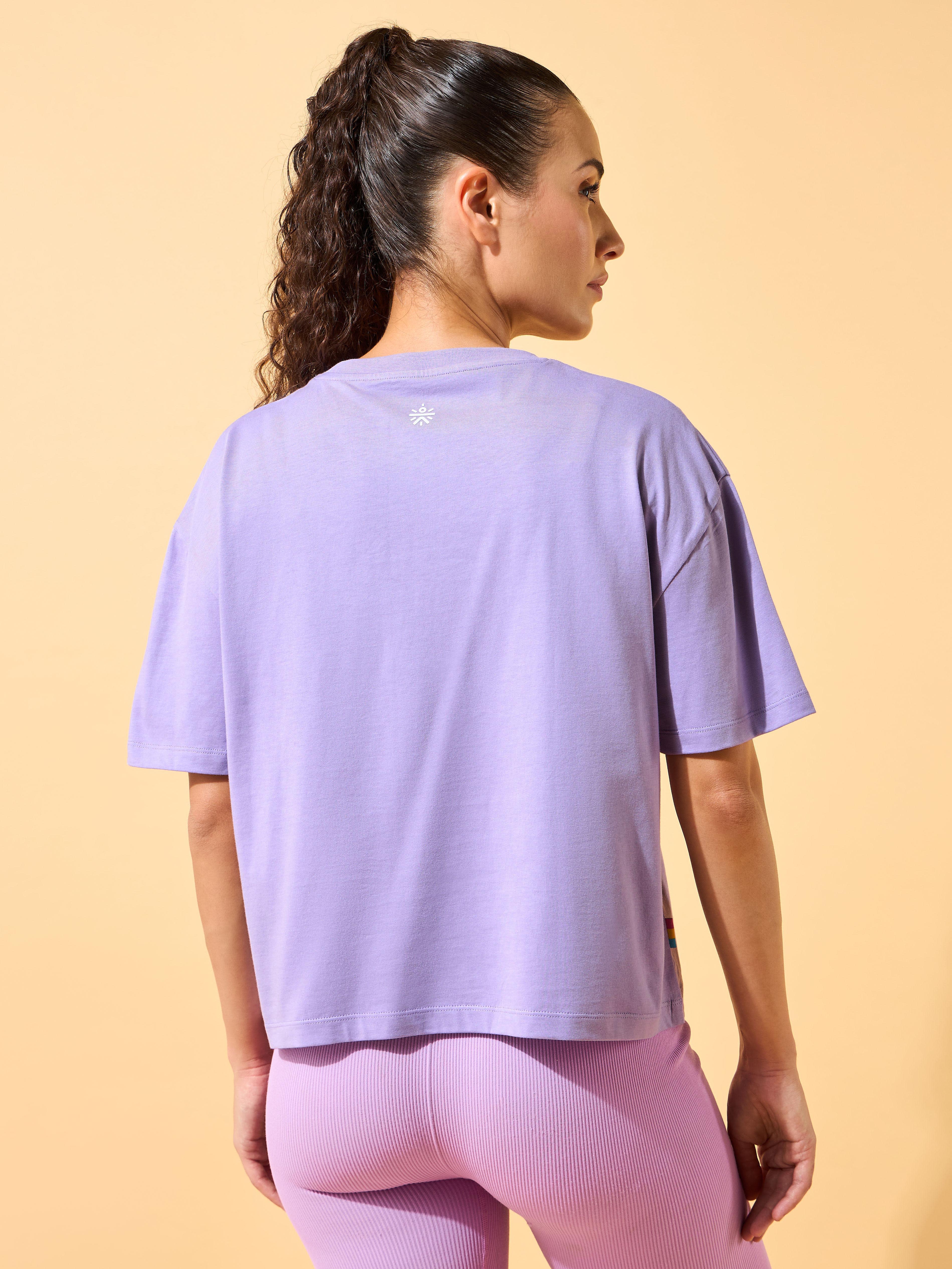 Yoga Caricature Print Cropped T-shirt - Image 5