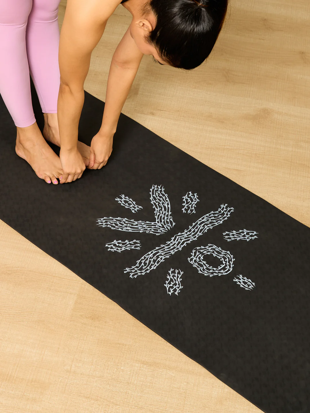 CULT TPE Yoga Mat 6mm with Carry Bag & Strap   Eco-Friendly, Non-Slip, Lightweight & Durable Exercise Mat for Yoga, Pilates, Meditation & Home Workouts   Black - Image 6