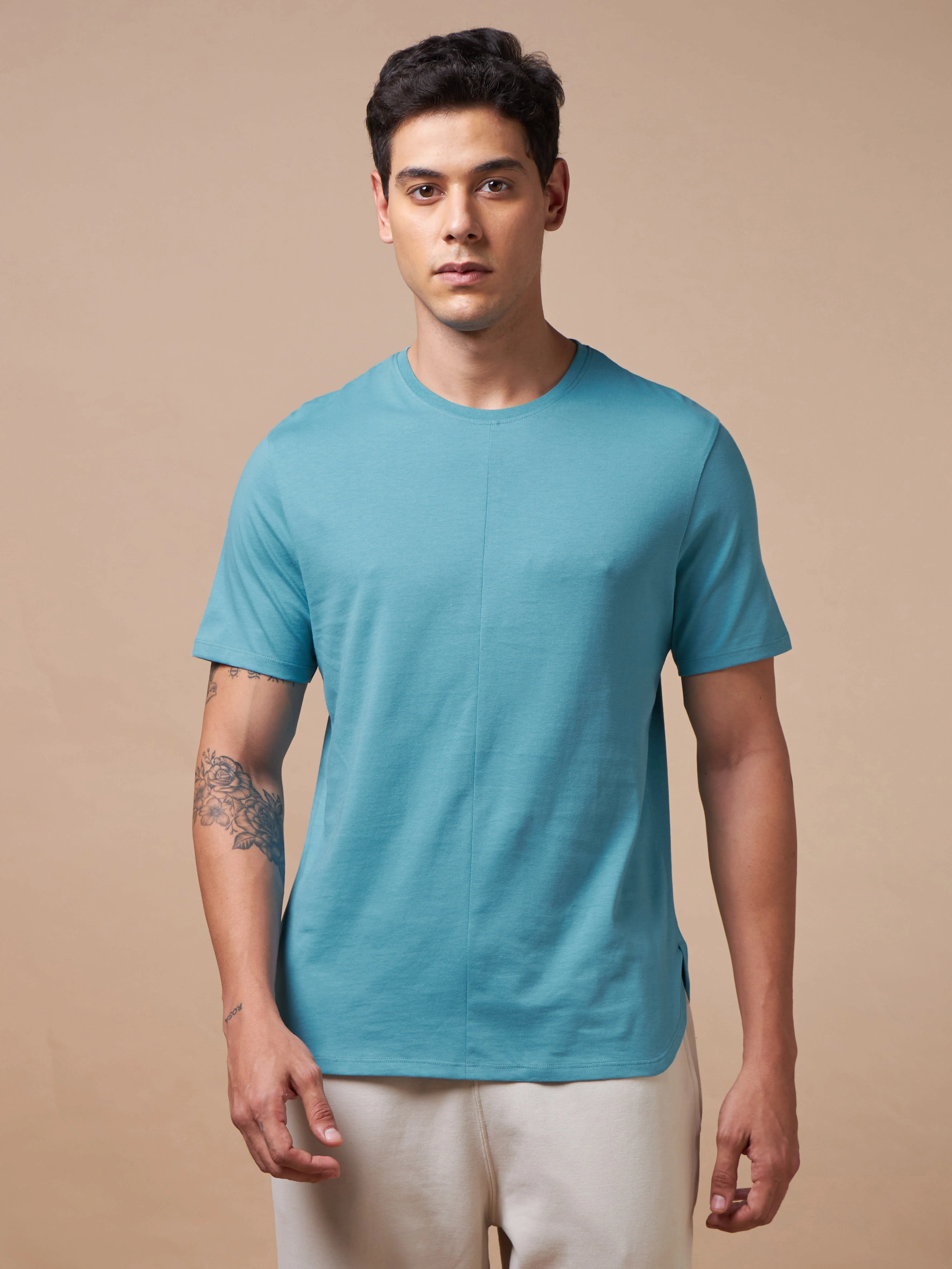 Yogi Essential T-shirt - Image 4