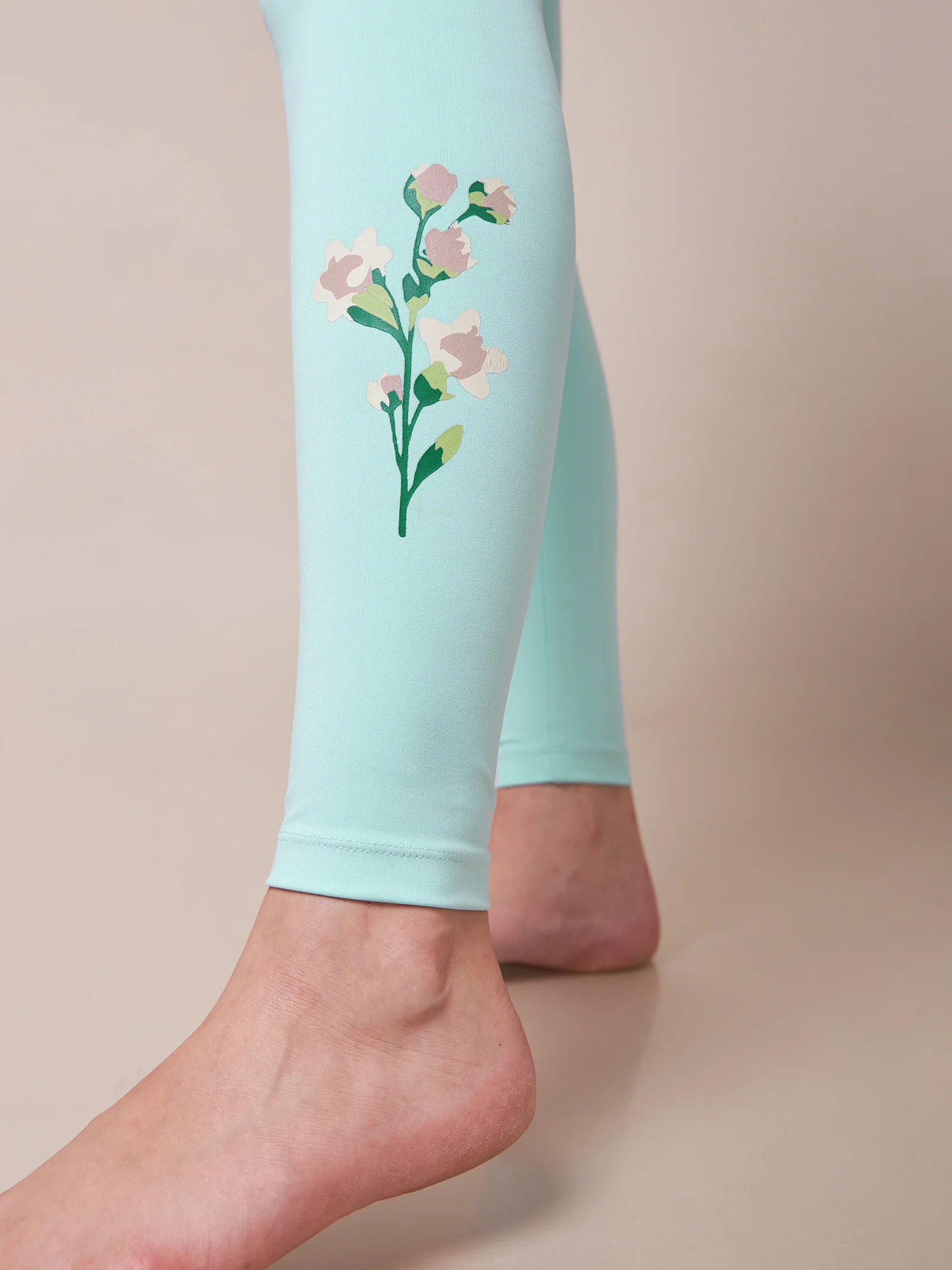 Zen Garden Motif Yoga Tights - Image 7